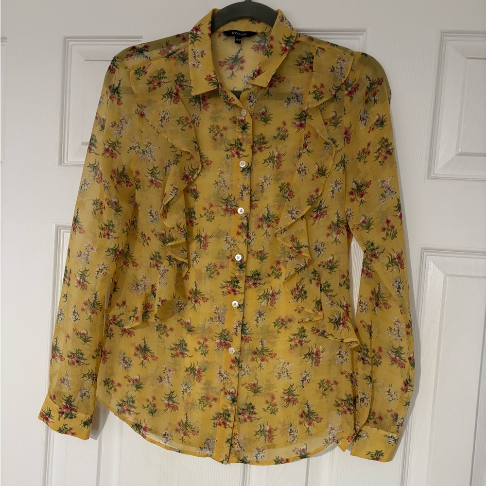 NWOT- RW&Co Floral Yellow Blouse
